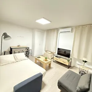  Appartement Cocon Marseillais, Centre-ville, Vieux-port - Rue Paradis, Renove, Climatise, 2pers France